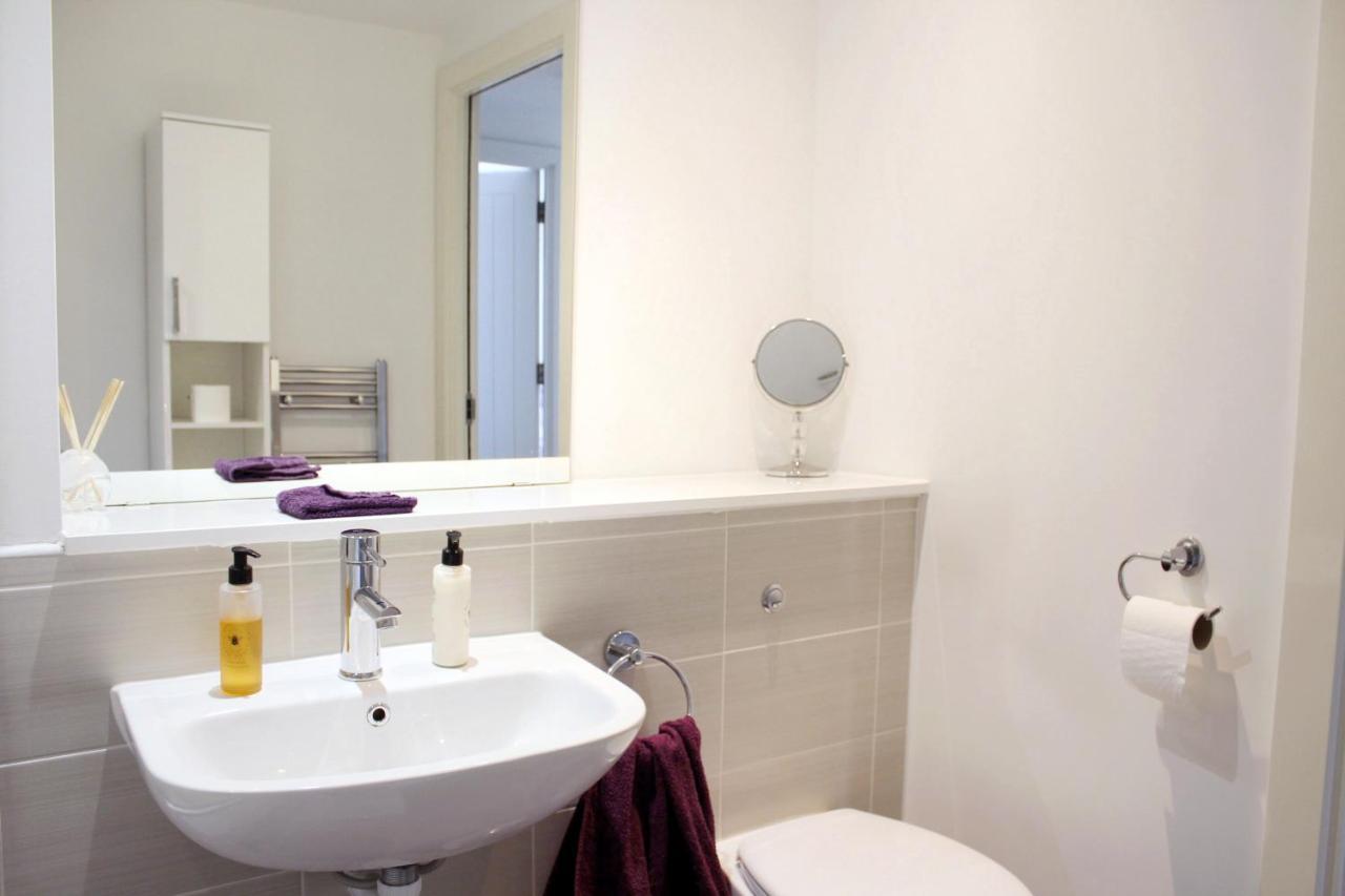 Manchester Escape - Private Room & Bathroom Near Etihad And Coop Arena - Free Secure Parking Exteriér fotografie